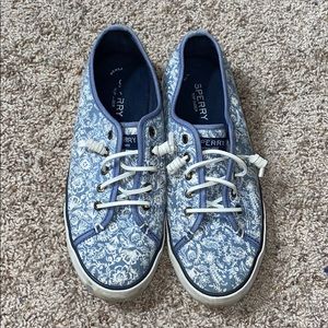 Sperry Women's Blue Floral Sneakers